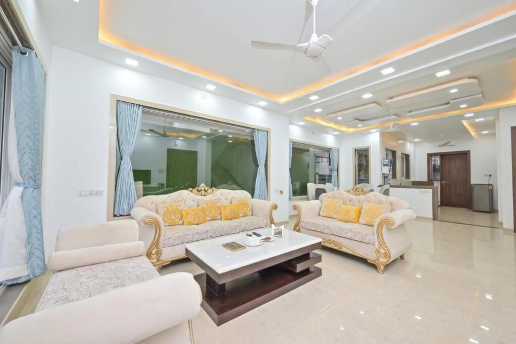 Royal Paradise Villa Лонавала Экстерьер фото