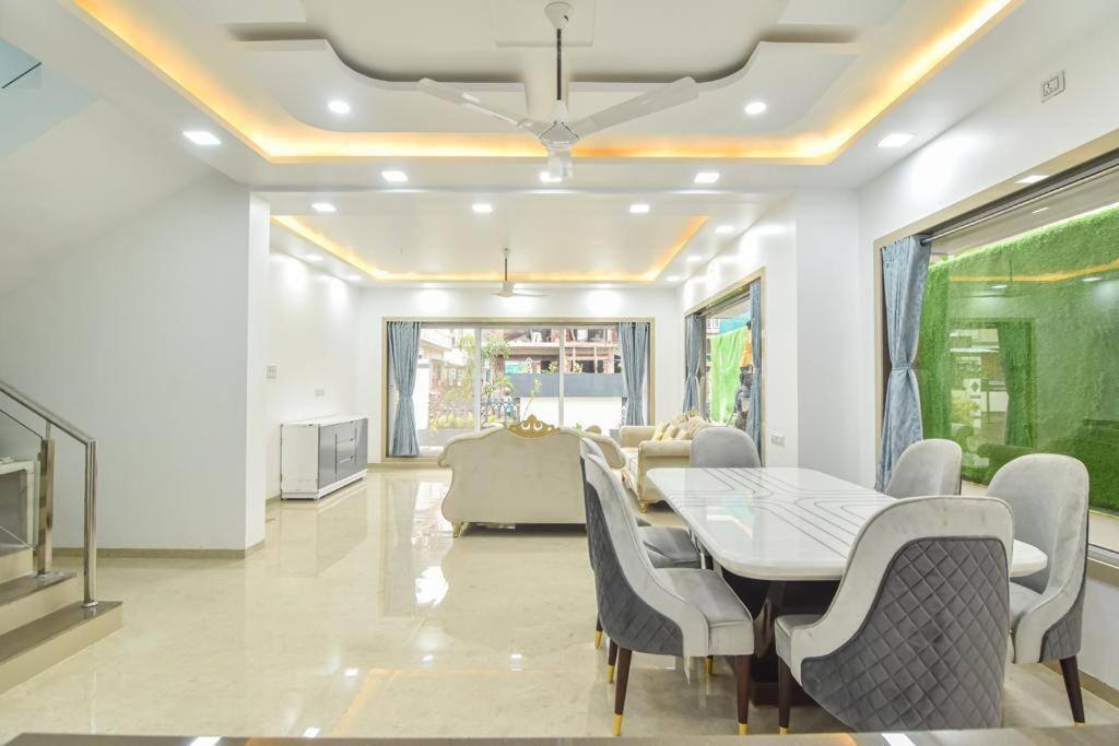 Royal Paradise Villa Лонавала Экстерьер фото